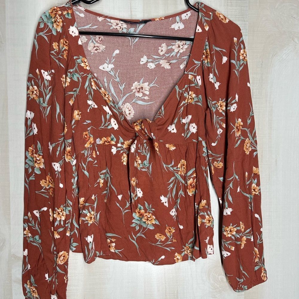 American‎ Eagle orange long sleeve top, size XS
